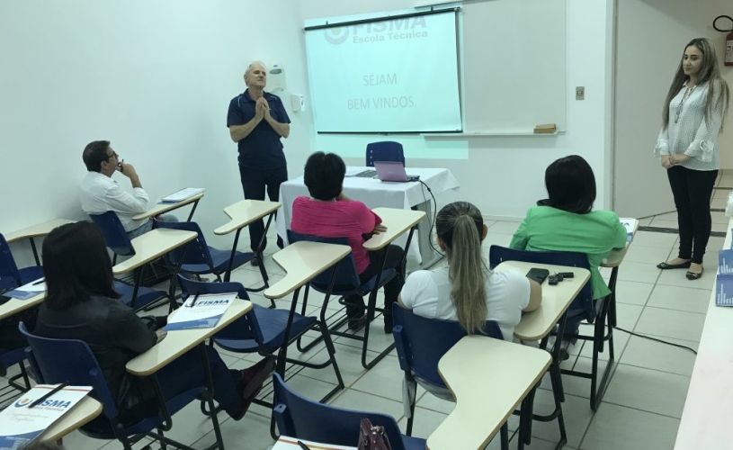 Curso Técnico em Enfermagem realiza aula inaugural