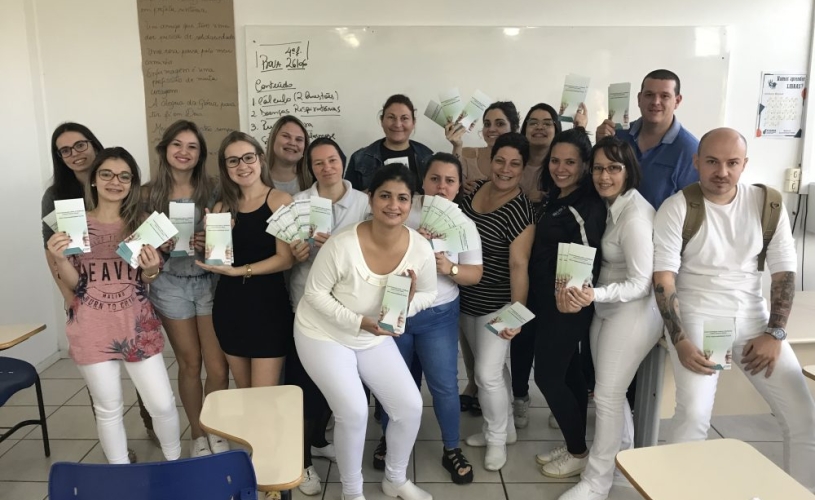 ENFERMAGEM REALIZA ATIVIDADE ALUSIVA AO DIA MUNDIAL DE CONSCIENTIZAÇÃO SOBRE VIOLÊNCIA CONTRA IDOSO