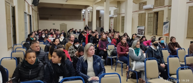 CURSOS DE GRADUAÇÃO E TÉCNICO EM ENFERMAGEM REALIZAM SEMANA ACADÊMICA