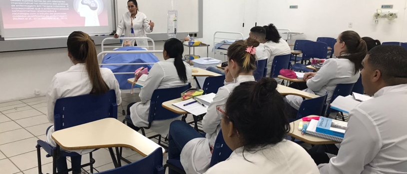 AULA ABERTA DO CURSO DE ENFERMAGEM TEM AVALIAÇÃO POSITIVA